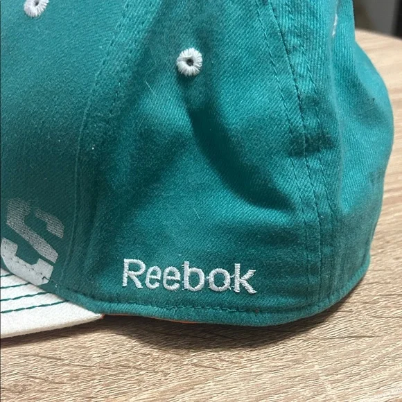 Reebok Miami Dolphins NFL Hat - Picture 2 of 5